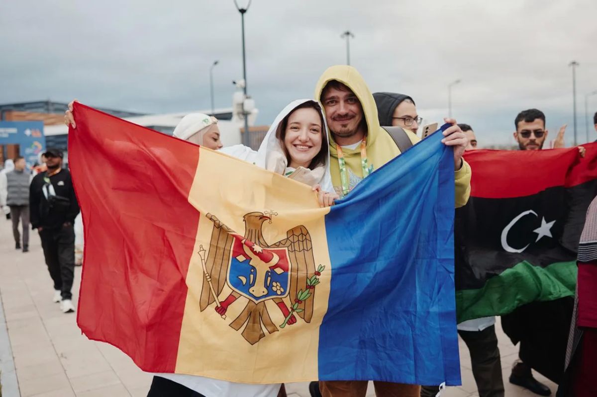 В одном ритме!. Сегодня на МФМ-2026 прошло одно из самых масштабных и красочных событий – Шествие молодёжи мира! Тысячи участников представили культуру своего народа, выйдя в национальных костюмах В одном ритме!. Сегодня на МФМ-2026 прошло одно из самых масштабных и красочных событий – Шествие молодёжи мира! Тысячи участников представили культуру своего народа, выйдя в национальных костюмах