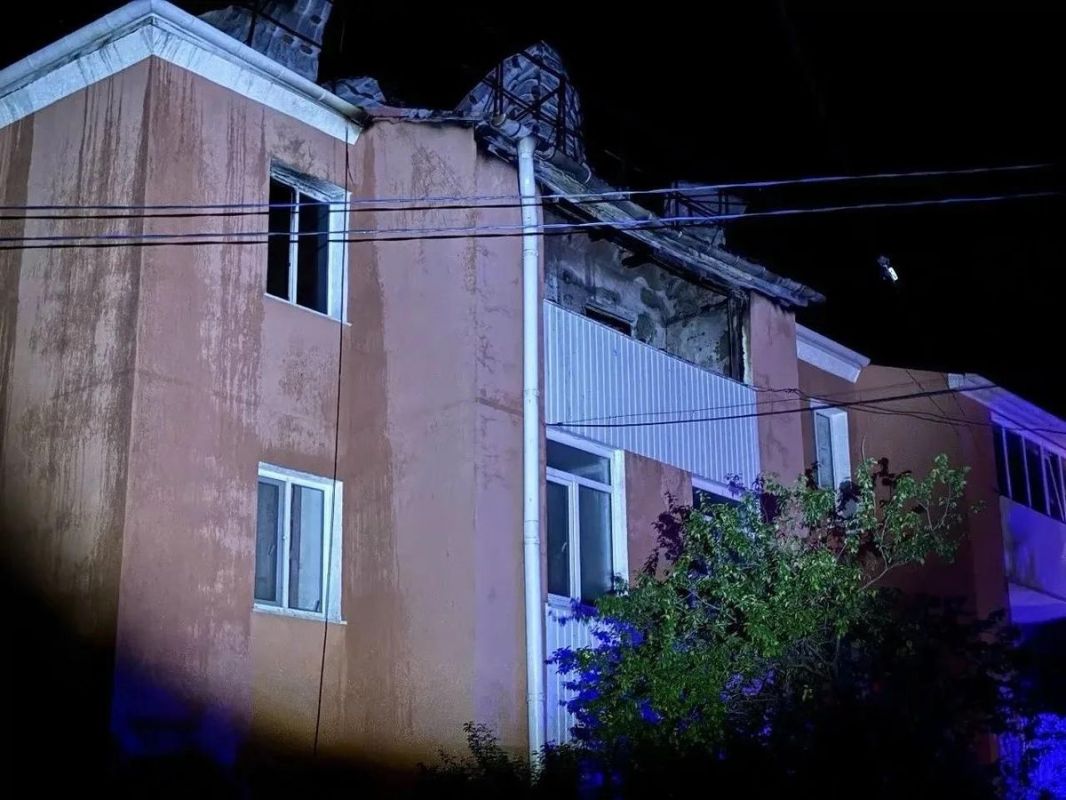 Два человека погибли при пожаре в Кировском районе Крыма Два человека погибли при пожаре в Кировском районе Крыма