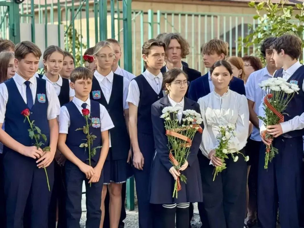 Юлия Предыбайло: МЫ ПОМНИМ, МЫ ГОРДИМСЯ!. Сегодня в Сакской гимназии Юлия Предыбайло: МЫ ПОМНИМ, МЫ ГОРДИМСЯ!. Сегодня в Сакской гимназии