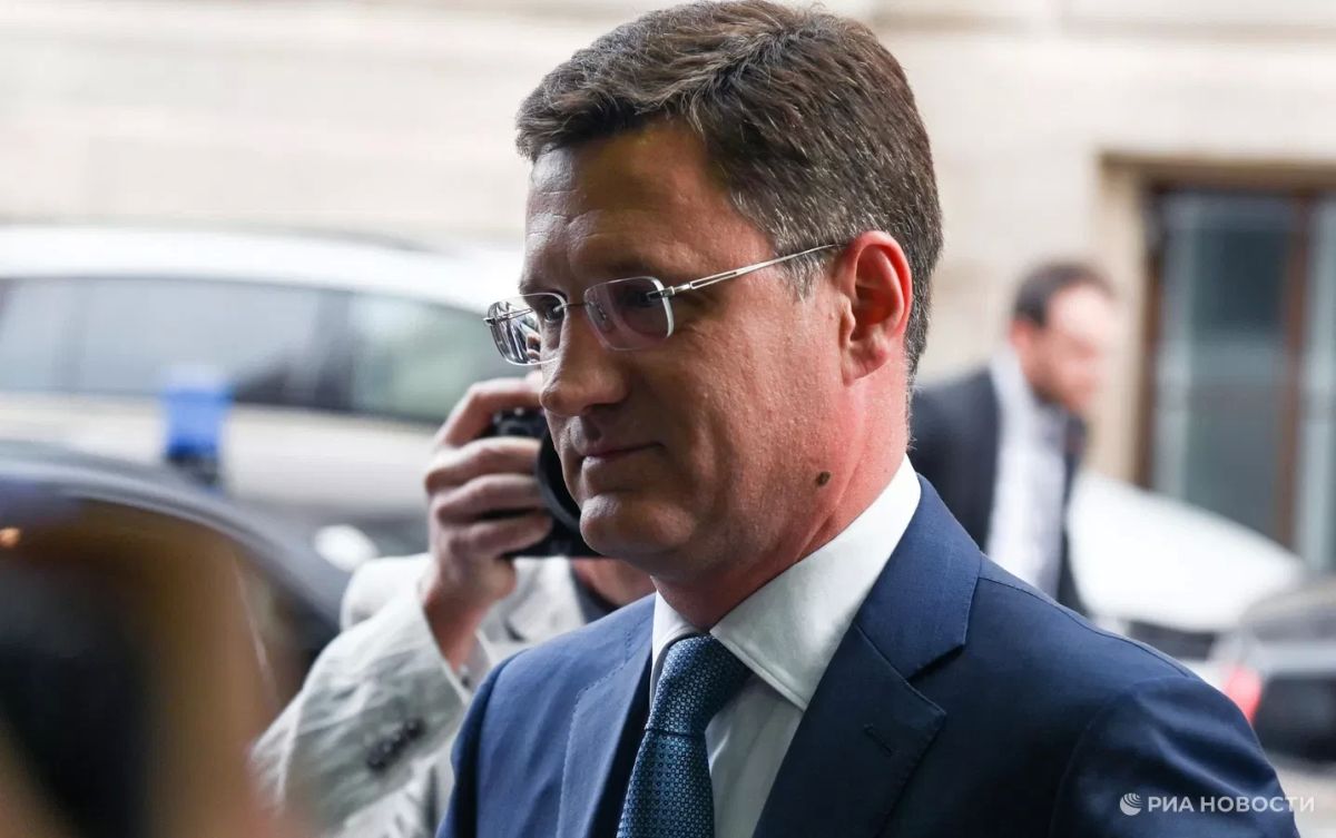 Новак поручил усилить работу по контролю за ценообразованием на топливо