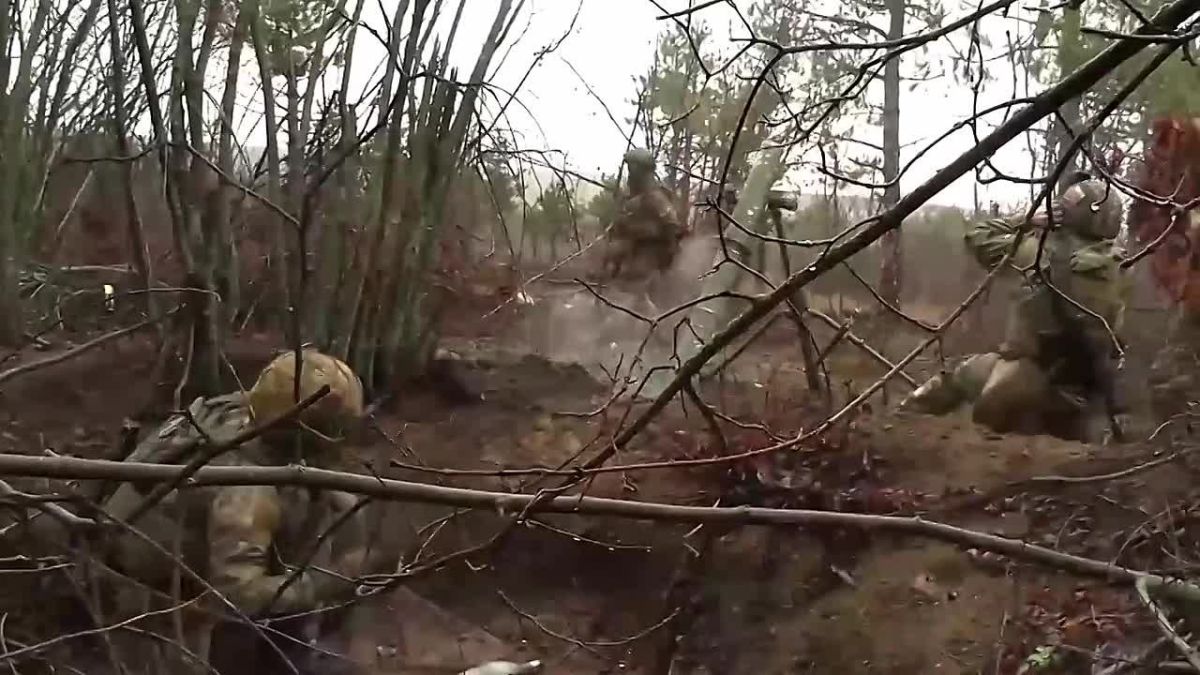 Валерия Петрусевич: Боевая семья. . Заместитель командира взвода с позывным «Ялта» прибыл в зону специальной военной операции, чтобы поддержать своего сына, который так же выполняет боевые задачи