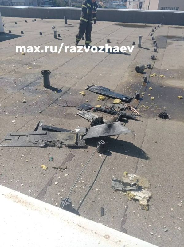 Развожаев сообщил, что повреждения крыши детского сада «Маяк детства» локальные, все дети в безопасности