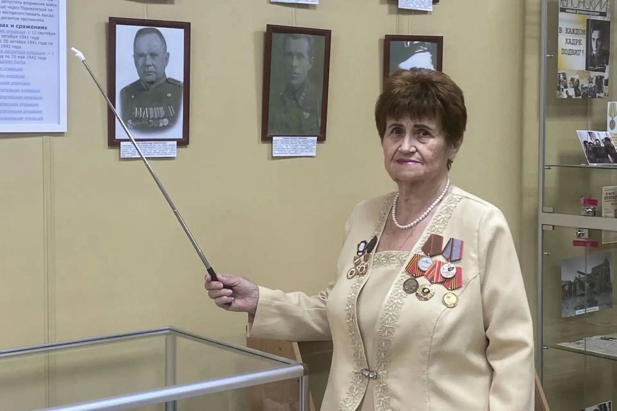 Владимир Константинов: #ПутевыеЗаметки. Тихая служба Отечеству: история одного крымского педагога «Свой долг перед потомками выполнила», — говорит на презентациях собственных книг Валентина Николаевна Постникова, заместитель...