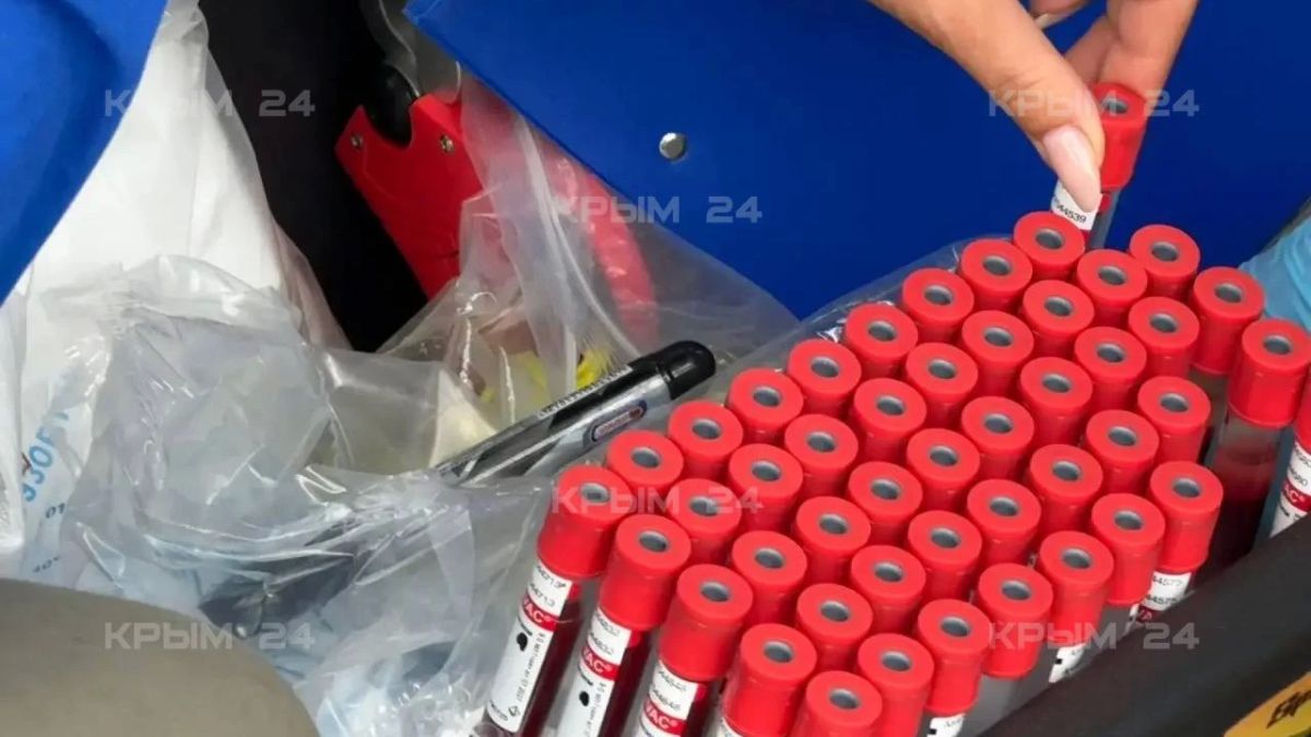 На ферме в Севастополе проверили и вакцинировали от заболеваний экзотических животных На ферме в Севастополе проверили и вакцинировали от заболеваний экзотических животных
