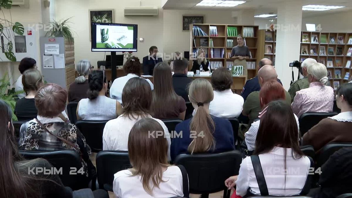 В Крыму презентовали вторую часть книги «Ты не один» об участниках СВО