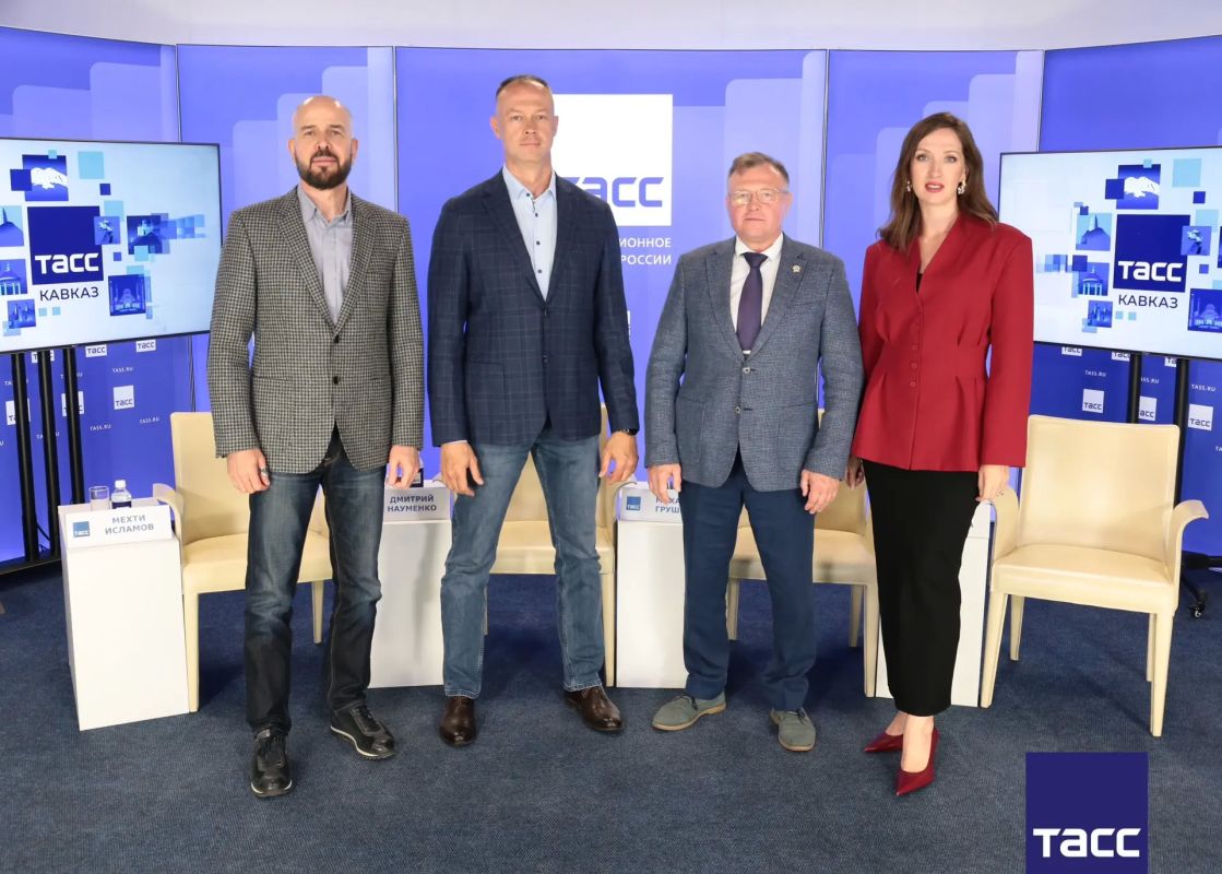 Главное из заявлений, а также фоторепортаж с пресс-конференции в Региональном информационном центре "ТАСС Кавказ", посвященной VII Всероссийскому фестивалю народных художественных промыслов "Заповедный сувенир" в Кисловодске... Главное из заявлений, а также фоторепортаж с пресс-конференции в Региональном информационном центре "ТАСС Кавказ", посвященной VII Всероссийскому фестивалю народных художественных промыслов "Заповедный сувенир" в Кисловодске...