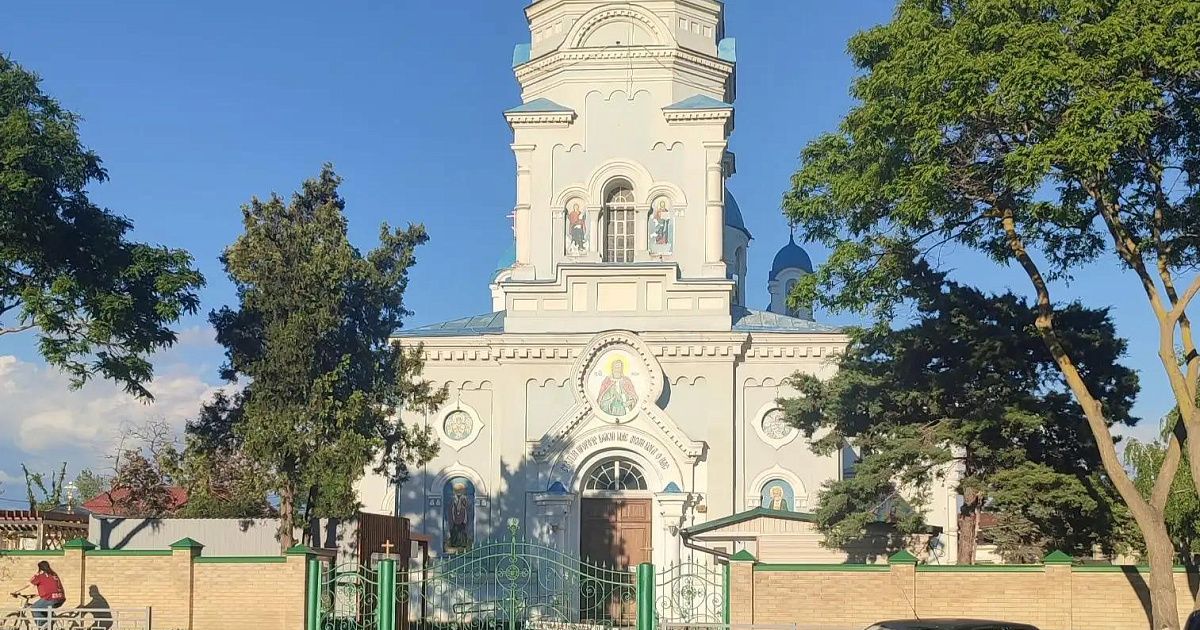 Улица Симферопольская в Саках: от главной артерии посёлка до современных перемен