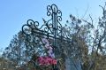 На городском кладбище в Евпатории вандал разрушил 30 надгробий