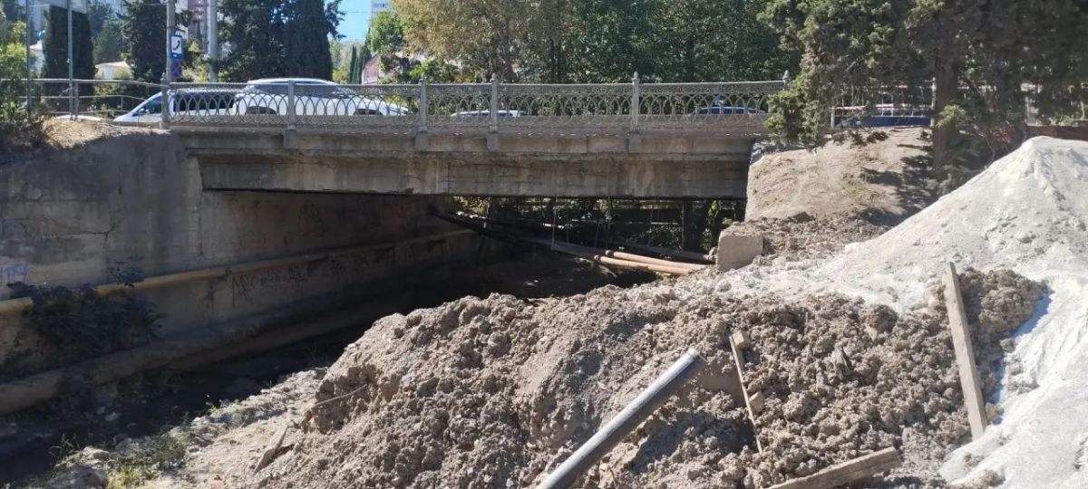 Специалисты ГБУ РК«Крымская ГГМЭ» приняли участие в комиссионном осмотре русла реки Улу?Узень