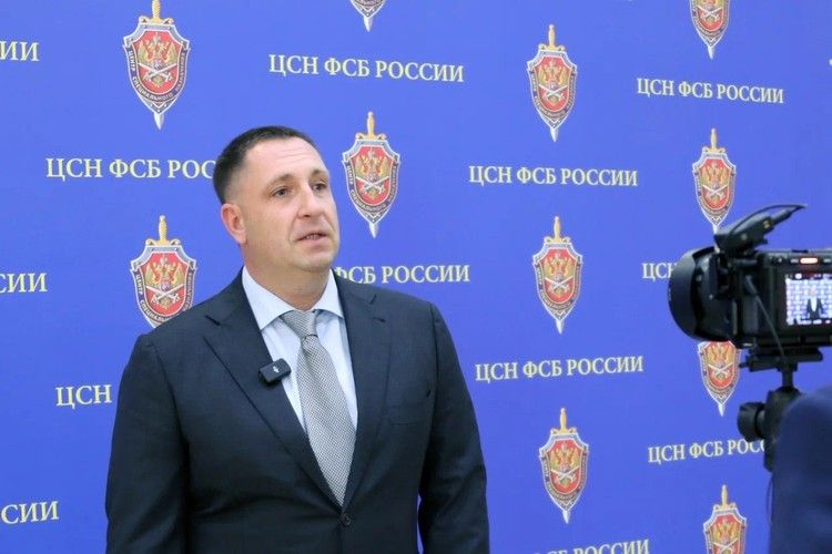 Сотрудники ЦСН ФСБ России стали первыми зрителями сериала «Спецы», рассказывающего об их работе Сотрудники ЦСН ФСБ России стали первыми зрителями сериала «Спецы», рассказывающего об их работе