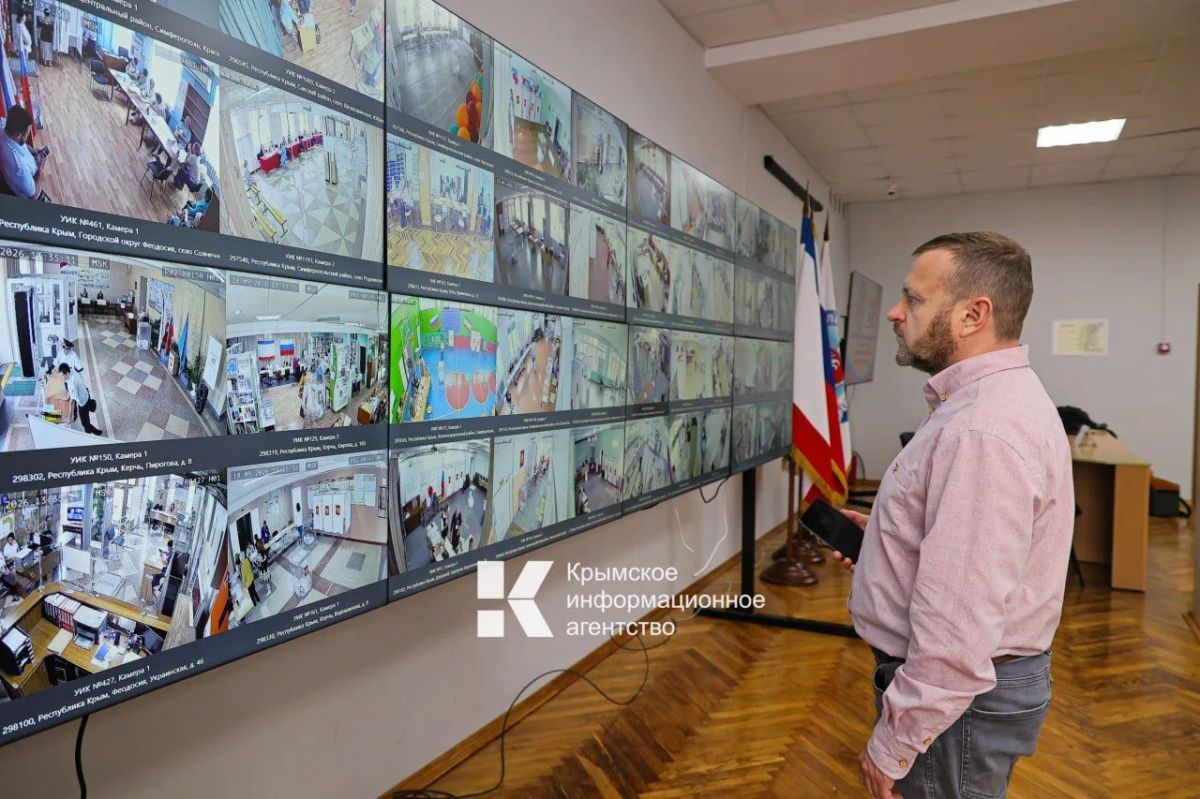 Наш фотокорреспондент посетил Центр общественного наблюдения РК за ходом голосования Наш фотокорреспондент посетил Центр общественного наблюдения РК за ходом голосования