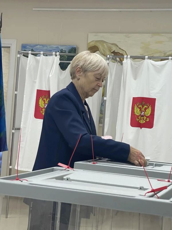 Сегодня — день выборов депутатов Государственной Думы Российской Федерации Сегодня — день выборов депутатов Государственной Думы Российской Федерации