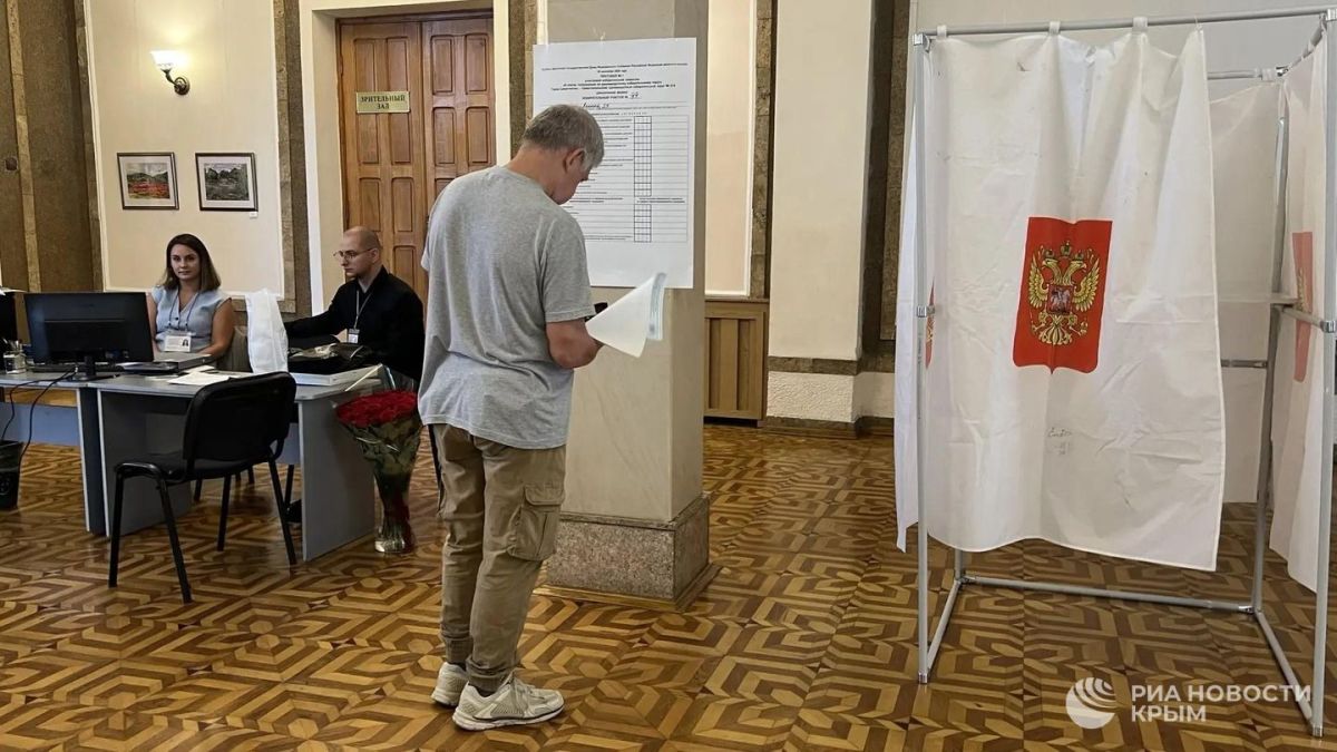 Крым голосует: как проходит первый день выборов на полуострове Крым голосует: как проходит первый день выборов на полуострове