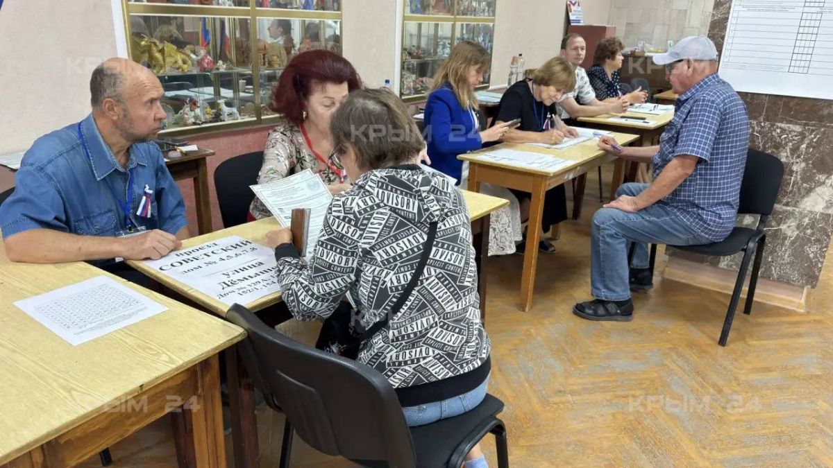 В Евпатории открыты 39 избирательных участков В Евпатории открыты 39 избирательных участков