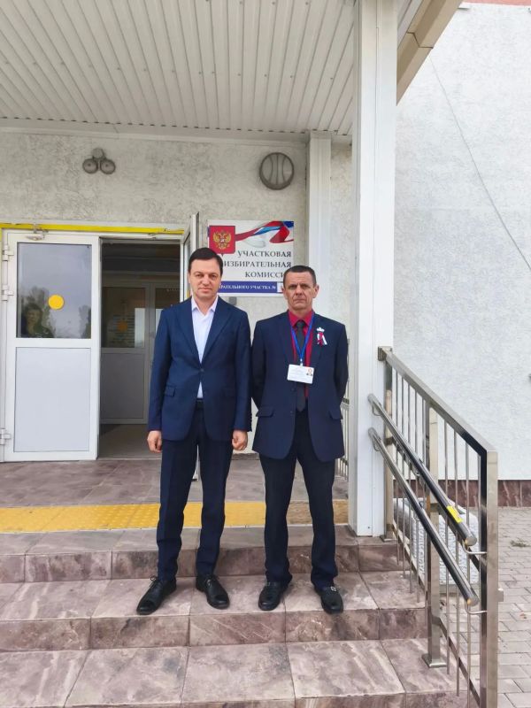 Председатель Госкомнаца Крыма Руслан Якубов принял участие в выборах депутатов Государственной Думы РФ! Он отметил, что в эти дни, выполняя свой гражданский долг, мы выбираем будущее, стабильное развитие нашей... Председатель Госкомнаца Крыма Руслан Якубов принял участие в выборах депутатов Государственной Думы РФ! Он отметил, что в эти дни, выполняя свой гражданский долг, мы выбираем будущее, стабильное развитие нашей...