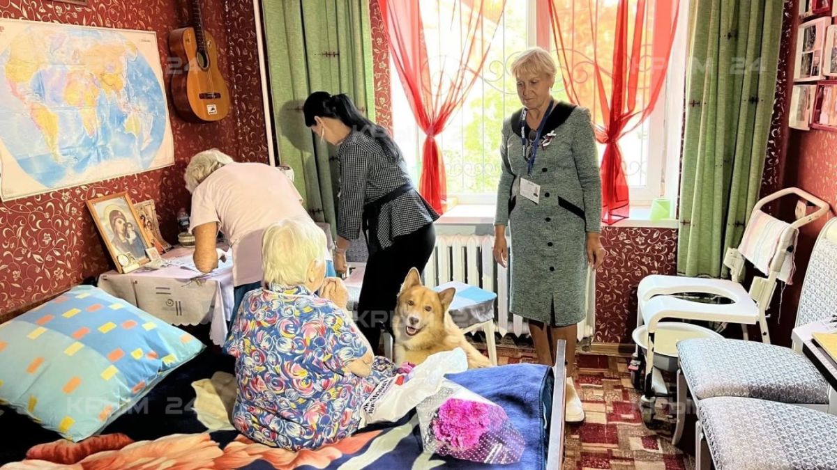 103-летняя жительница Керчи проголосовала на выборах в Госдуму из дома 103-летняя жительница Керчи проголосовала на выборах в Госдуму из дома