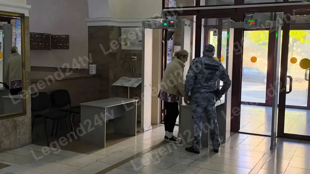 187 избирательных участков Севастополя открыли свои двери ровно в 8:00 187 избирательных участков Севастополя открыли свои двери ровно в 8:00
