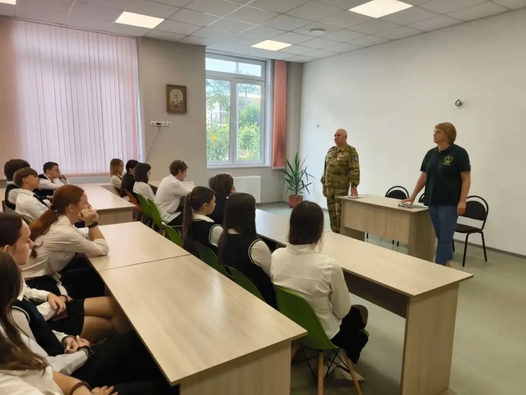 В Республике Крым продолжается реализация Всероссийского патриотического проекта «Диалоги с Героями» В Республике Крым продолжается реализация Всероссийского патриотического проекта «Диалоги с Героями»