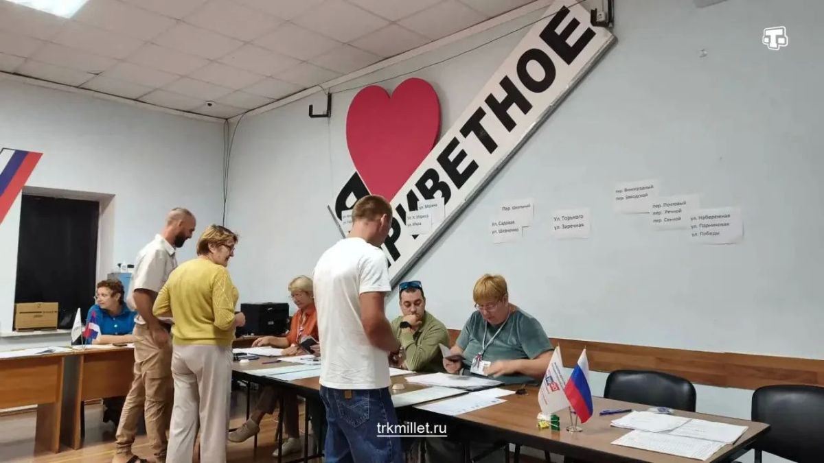 В Алуште проходит второй день выборов