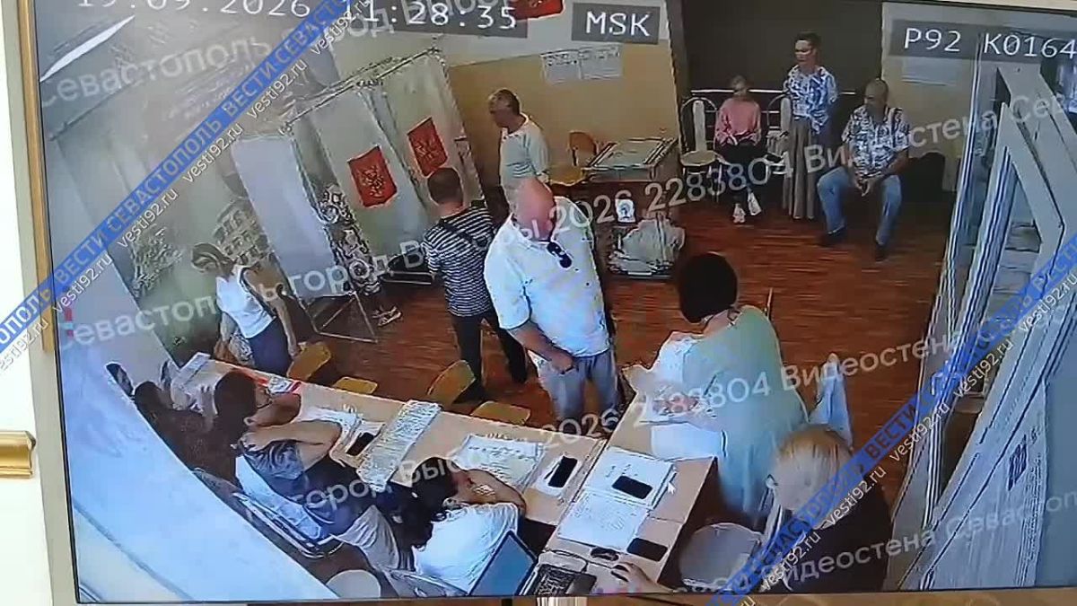 Центр общественного наблюдения за выборами в Севастополе посетила член СПЧ Марина Ахметова
