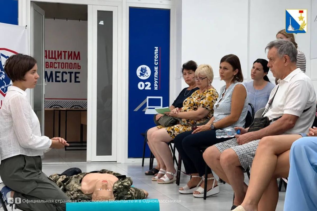 Более шести тысяч севастопольцев прошли бесплатные инструктажи по первой помощи Более шести тысяч севастопольцев прошли бесплатные инструктажи по первой помощи