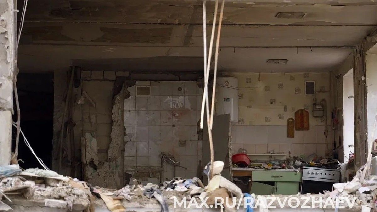Остекление пострадавшего после взрыва дома на Корчагина в Севастополе ускорят
