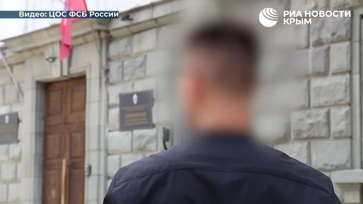 "То, что я сделал — это бред": ФСБ опубликовала кадры задержания и допроса украинского агента в Севастополе