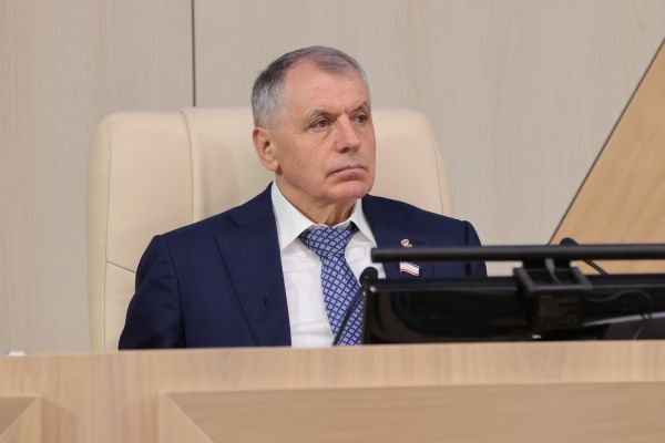 Госсовет Крыма представил законодательные инициативы для внесения в федеральные органы власти