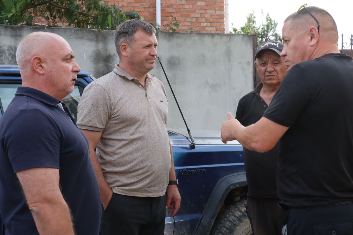 В Керчи приступили к ремонту улицы Калинина В Керчи приступили к ремонту улицы Калинина