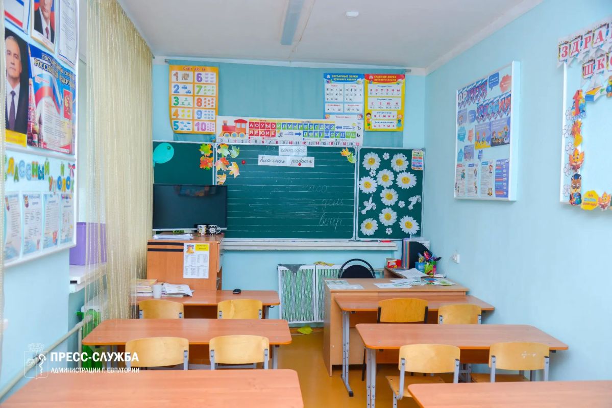 В Евпатории проходят рабочие выезды комиссии по делам несовершеннолетних в школы В Евпатории проходят рабочие выезды комиссии по делам несовершеннолетних в школы