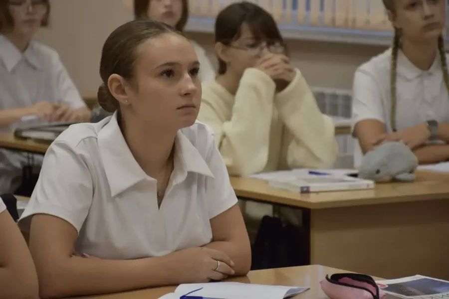В севастопольских школах обновили оснащение кабинетов физики В севастопольских школах обновили оснащение кабинетов физики