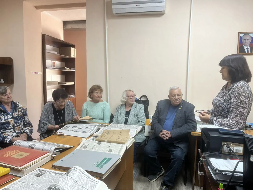 День открытых дверей в Архивном отделе Администрации г. Саки День открытых дверей в Архивном отделе Администрации г. Саки