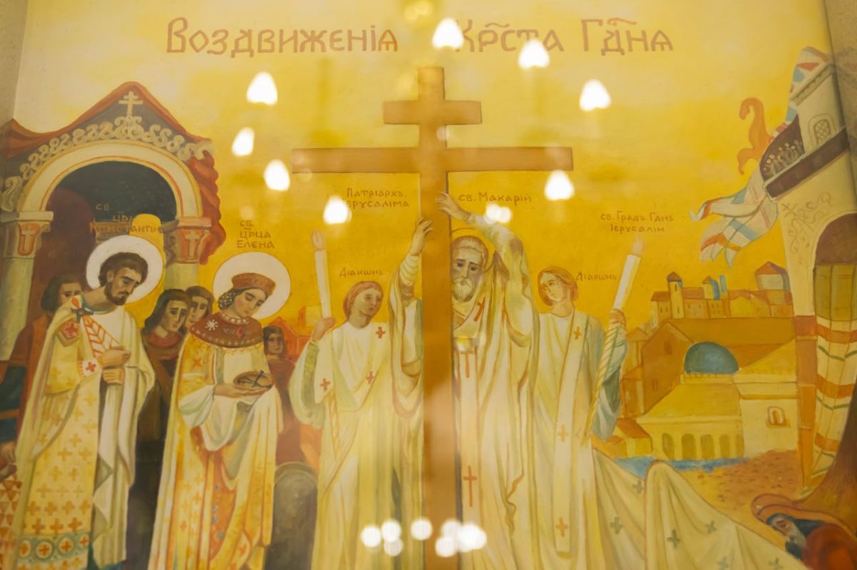 Глава Крыма поздравил православных с праздником Воздвижения Креста Господня