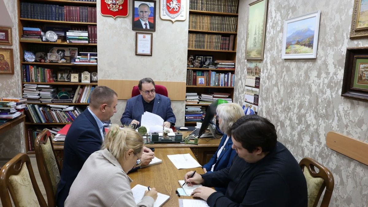 В Госкомархиве продолжается подготовка к выставке «С Крымом связанные судьбы»