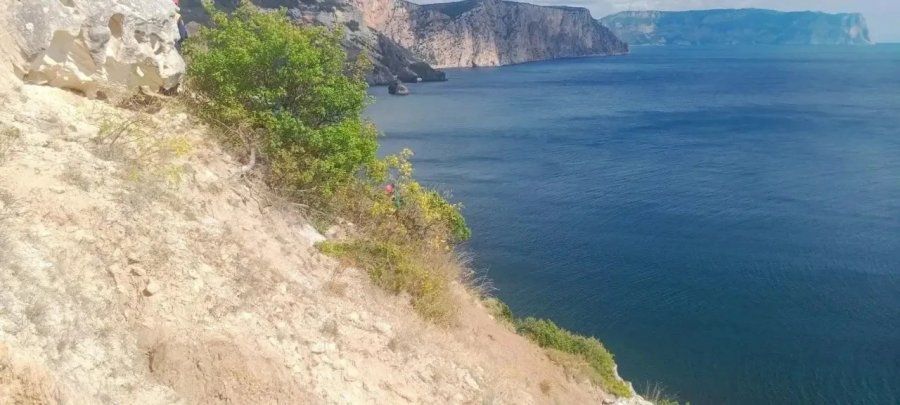 Спасатели помогли туристу на Фиоленте Спасатели помогли туристу на Фиоленте