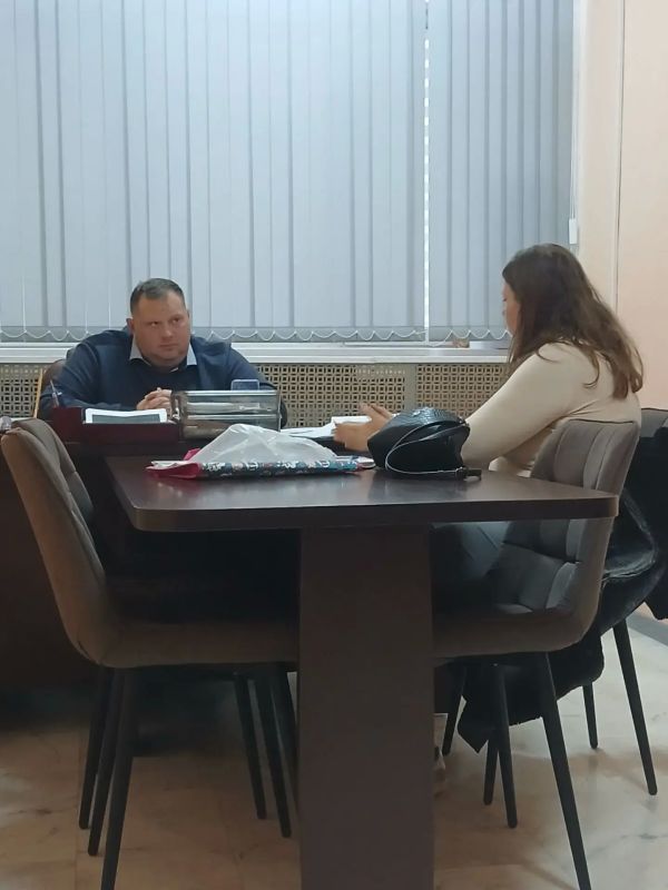 Заместитель начальника Инспекции Сергей Гавриленко, начальник управления контрольно-надзорной деятельности Айдер Хайрединов, заведующая отделом лицензирования, технического мониторинга и контроля за деятельностью...