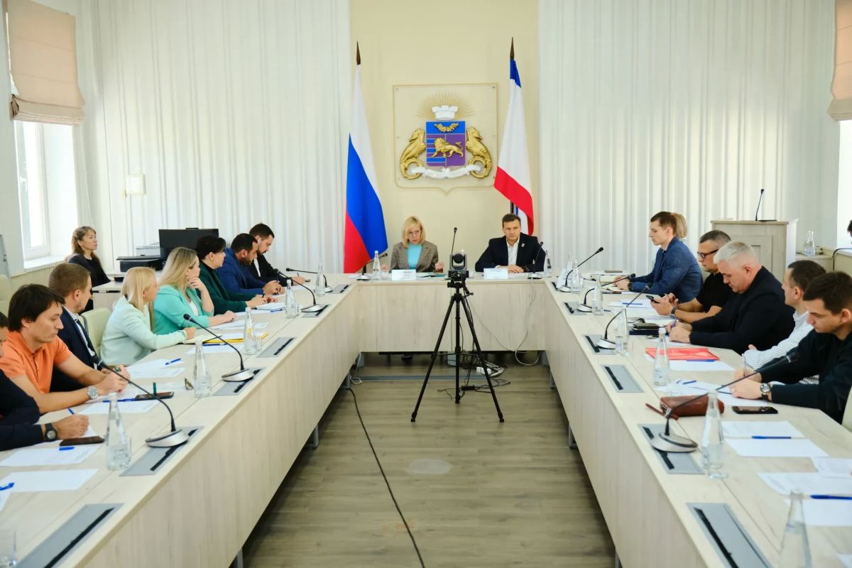 Сегодня провели встречу с инвесторами, которые работают на территории нашего муниципального округа