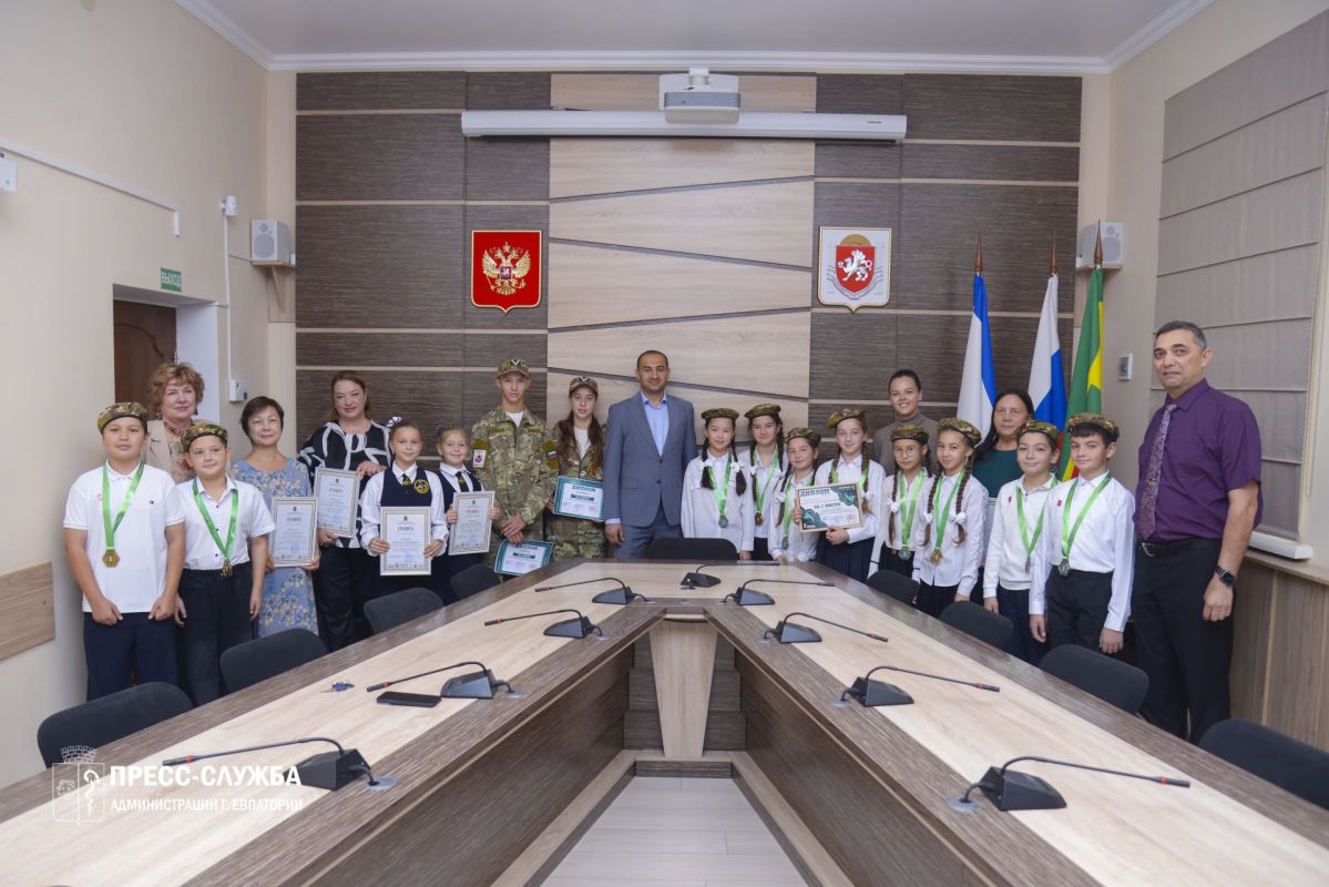 Евпаторийские школьники стали победителями и призёрами различных соревнований