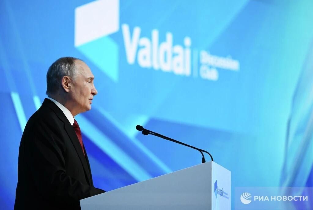 Путин выразил уверенность, что по мере ухода западной гегемонии ситуация в мире будет меняться в лучшую сторону