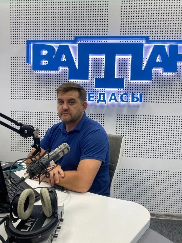 О пожарной безопасности в отопительный сезон рассказал начальник ГКУ РК "Пожарная охрана Республики КРым" Рамиль Агишев в эфире радио "Ватан Седасы"