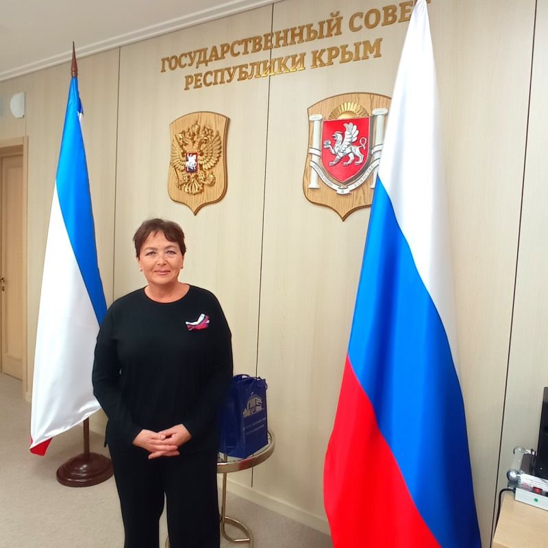 Дорогие наши учителя, педагоги, работники образования и ветераны педагогического труда! Поздравляем вас с Днем учителя!