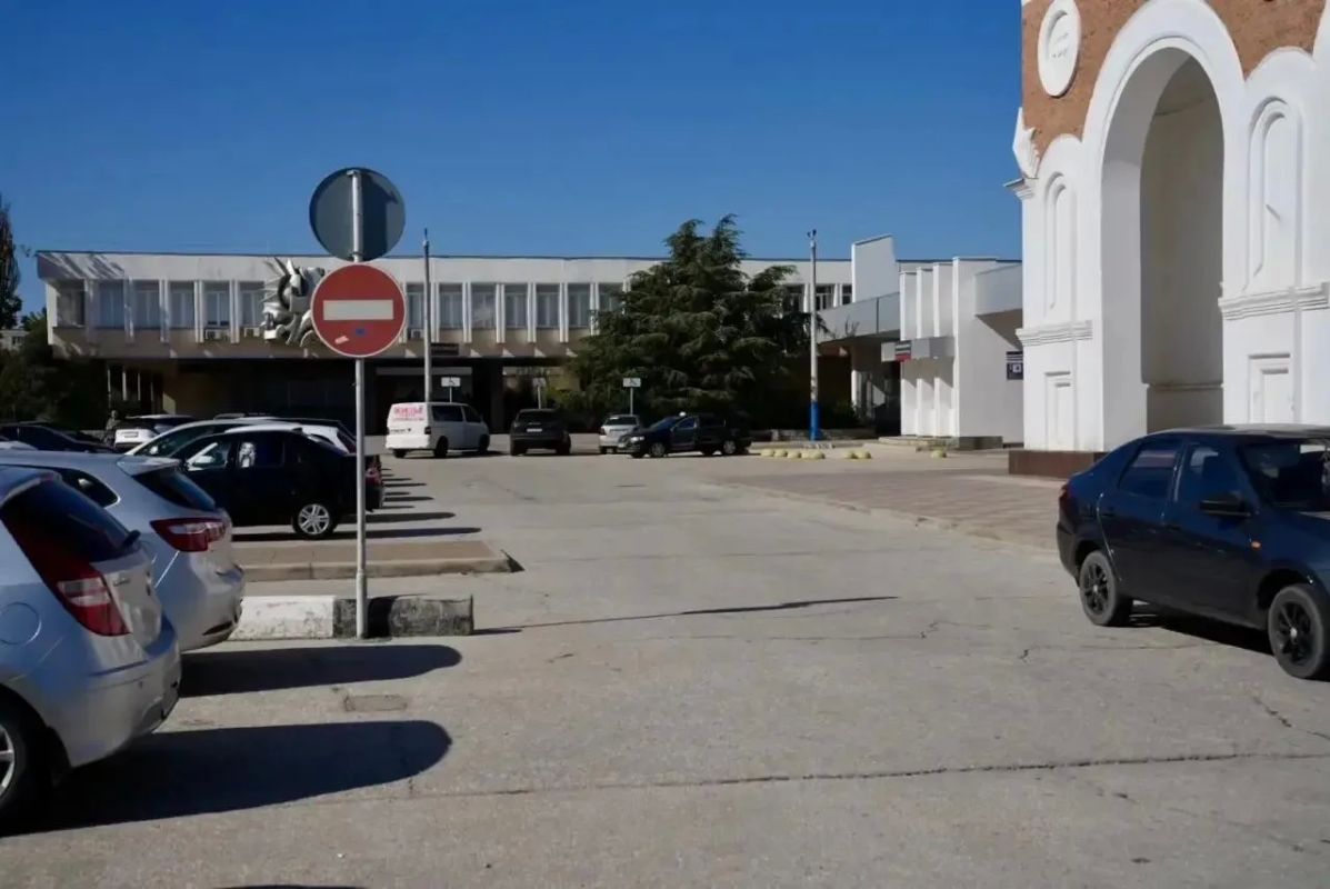 В Евпатории благоустроят привокзальную площадь