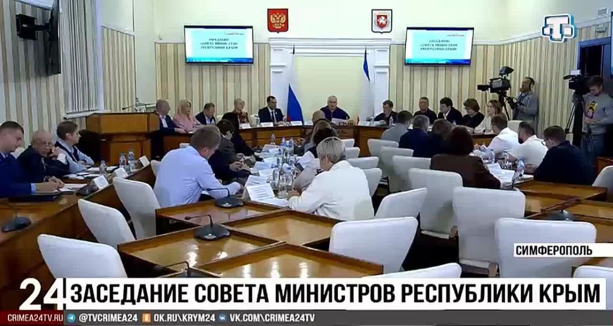 Аксёнов поручил разобраться с расписанием общественного транспорта