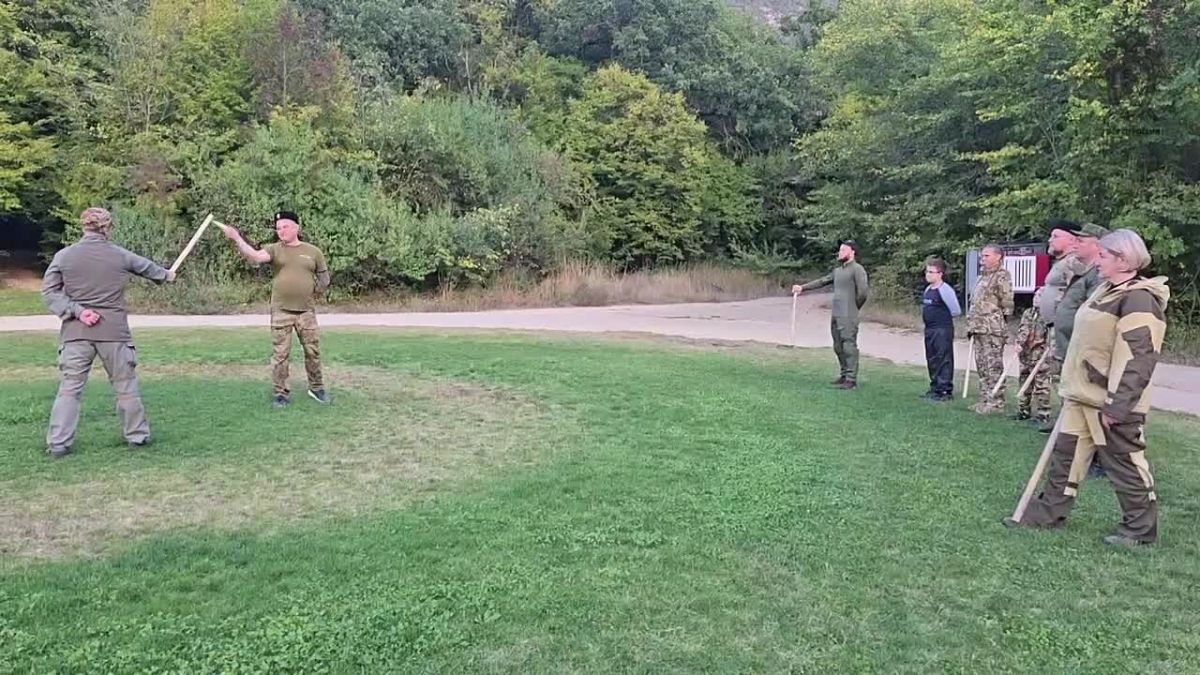 В Севастополе военные следователи и казаки «Буяна» оттачивают мастерство в полевом лагере на Тороповой даче