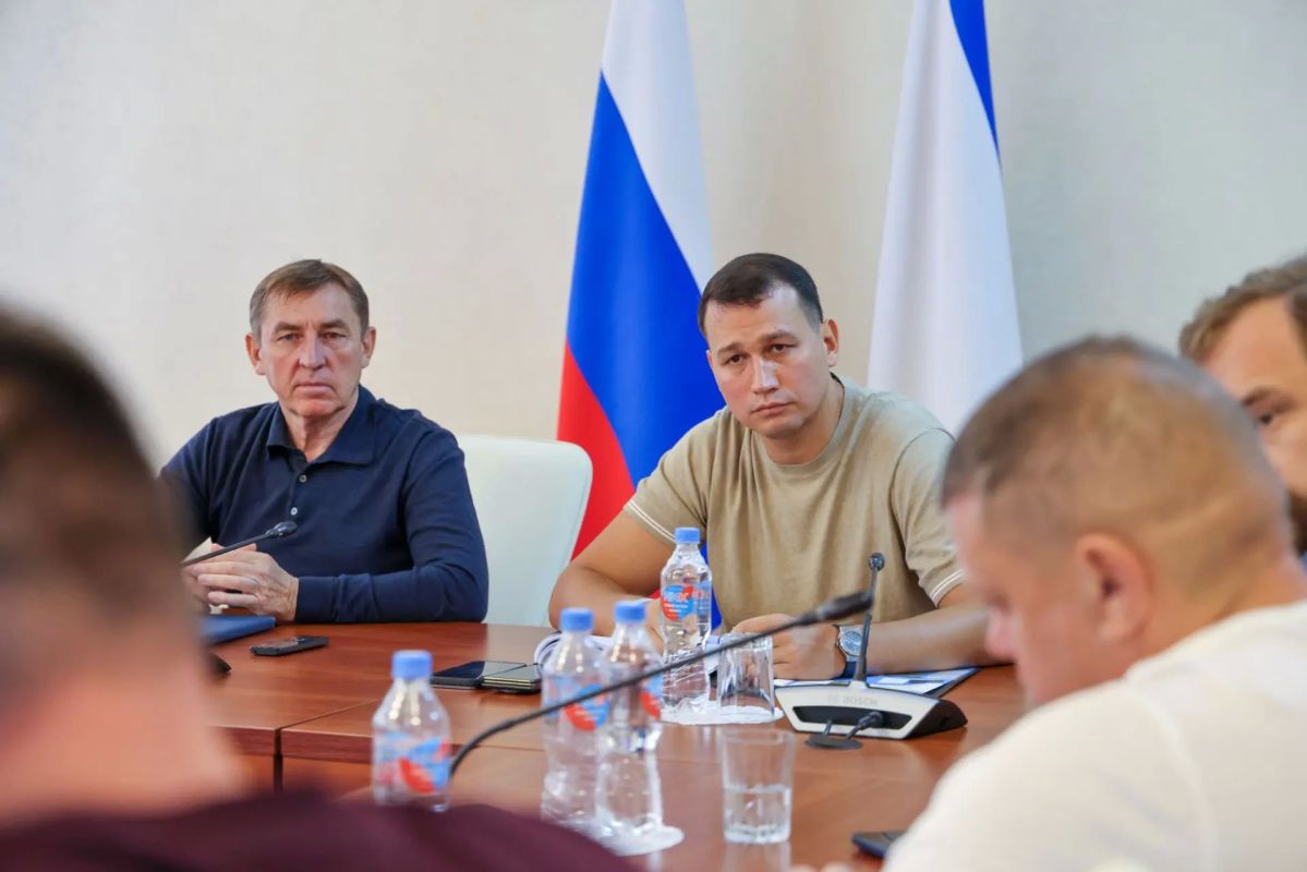 В Крыму обсудили подготовку к осенне-зимнему периоду и вопросы социально-экономического развития