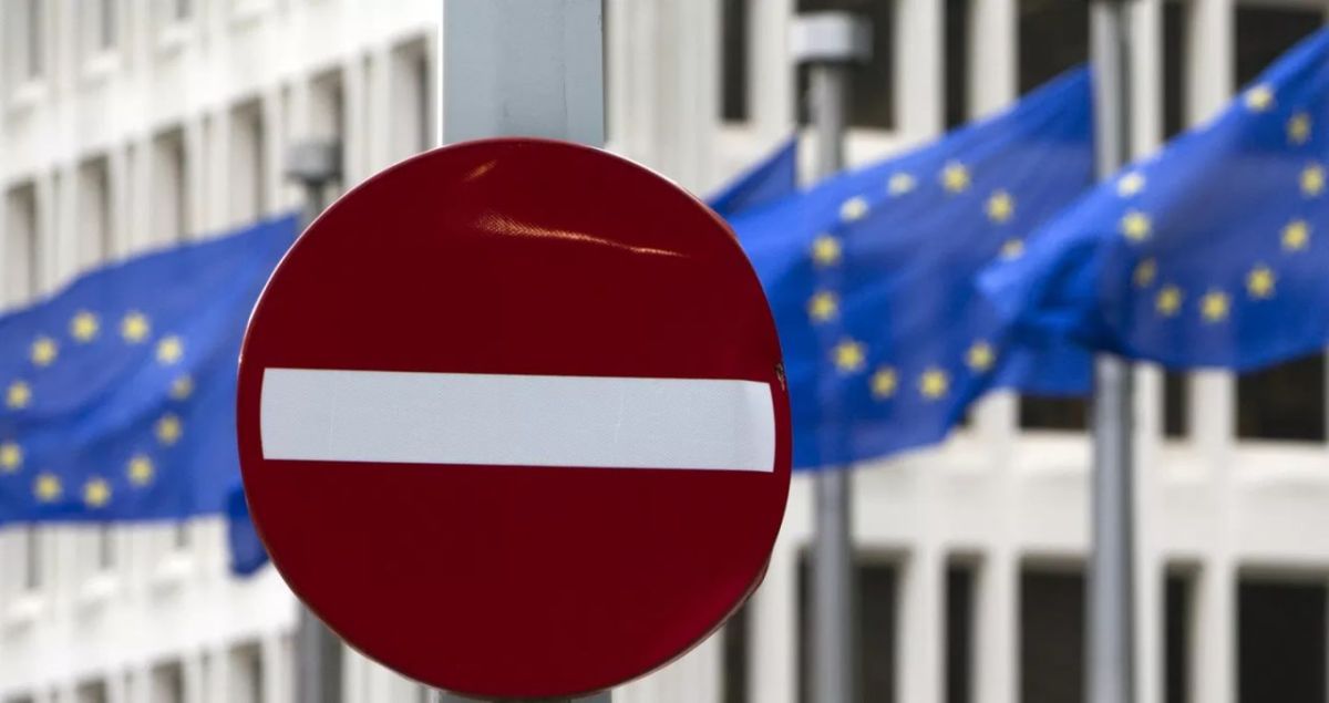 Больше половины европейцев выступают против приема Украины в ЕС