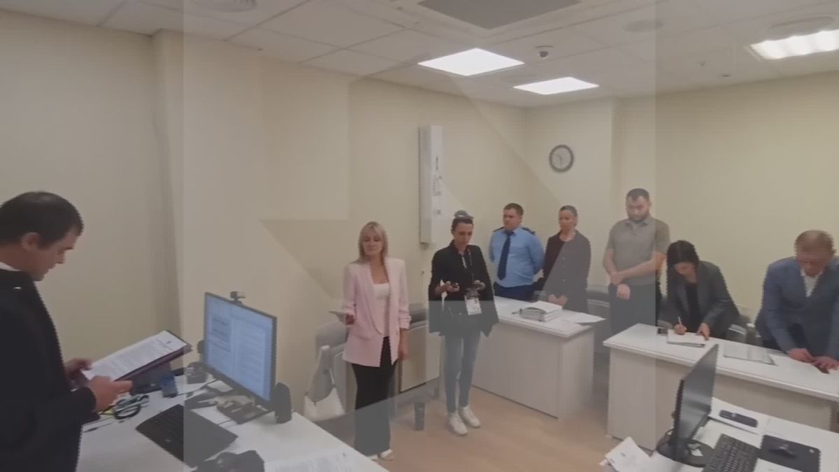 Владельцы, страховщики и фрахтователь танкеров "Волгонефть" выплатят 1,2 млрд рублей в качестве расходов на ликвидацию последствий разлива у Керченского пролива