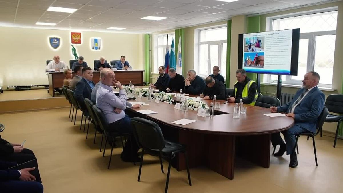 Руководитель Росрезерва Дмитрий Гогин поздравил работников и ветеранов системы с праздником!