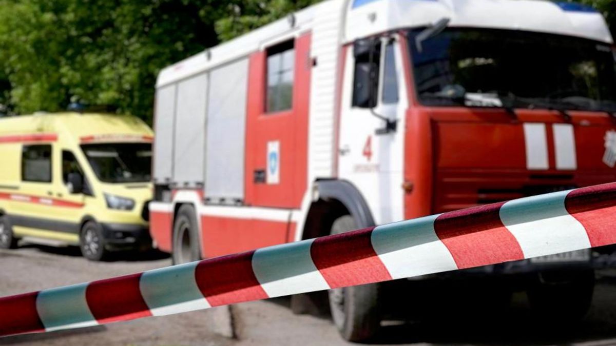 Пожар в пятиэтажном здании в Алуште потушили - названа причина возгорания