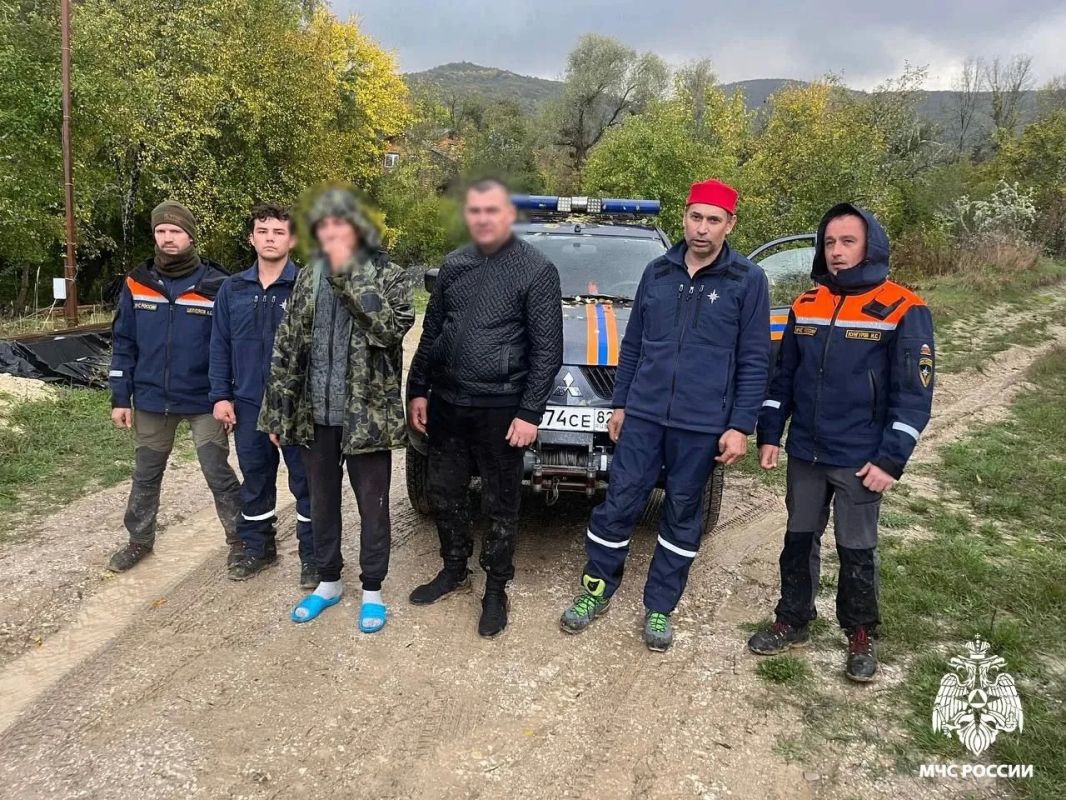 В Бахчисарайском районе спасатели двое суток искали заблудившихся мужчин